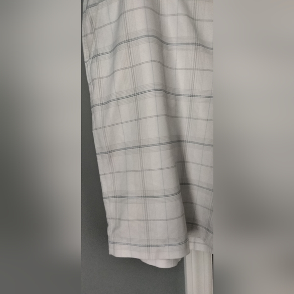 Men's Shorts 40 Cypress Club VGC - Picture 2 of 10